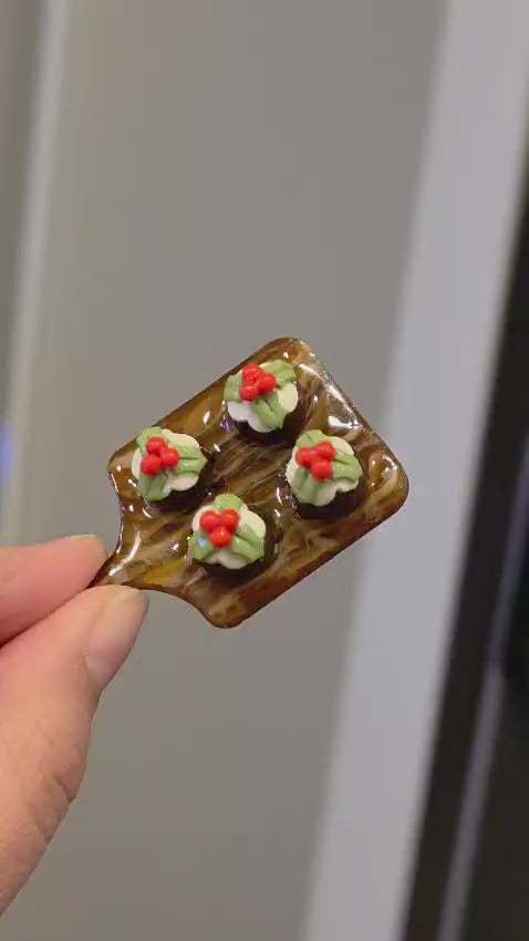 Chocolate Christmas pudding Magnet